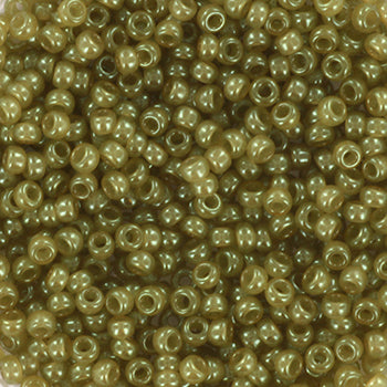 Miyuki rocailles 11/0- 2374  Ceylon translucent celery  10 gr.