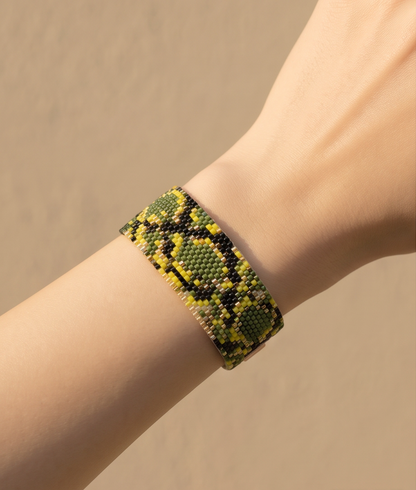 Bracelet " Emerald snake"